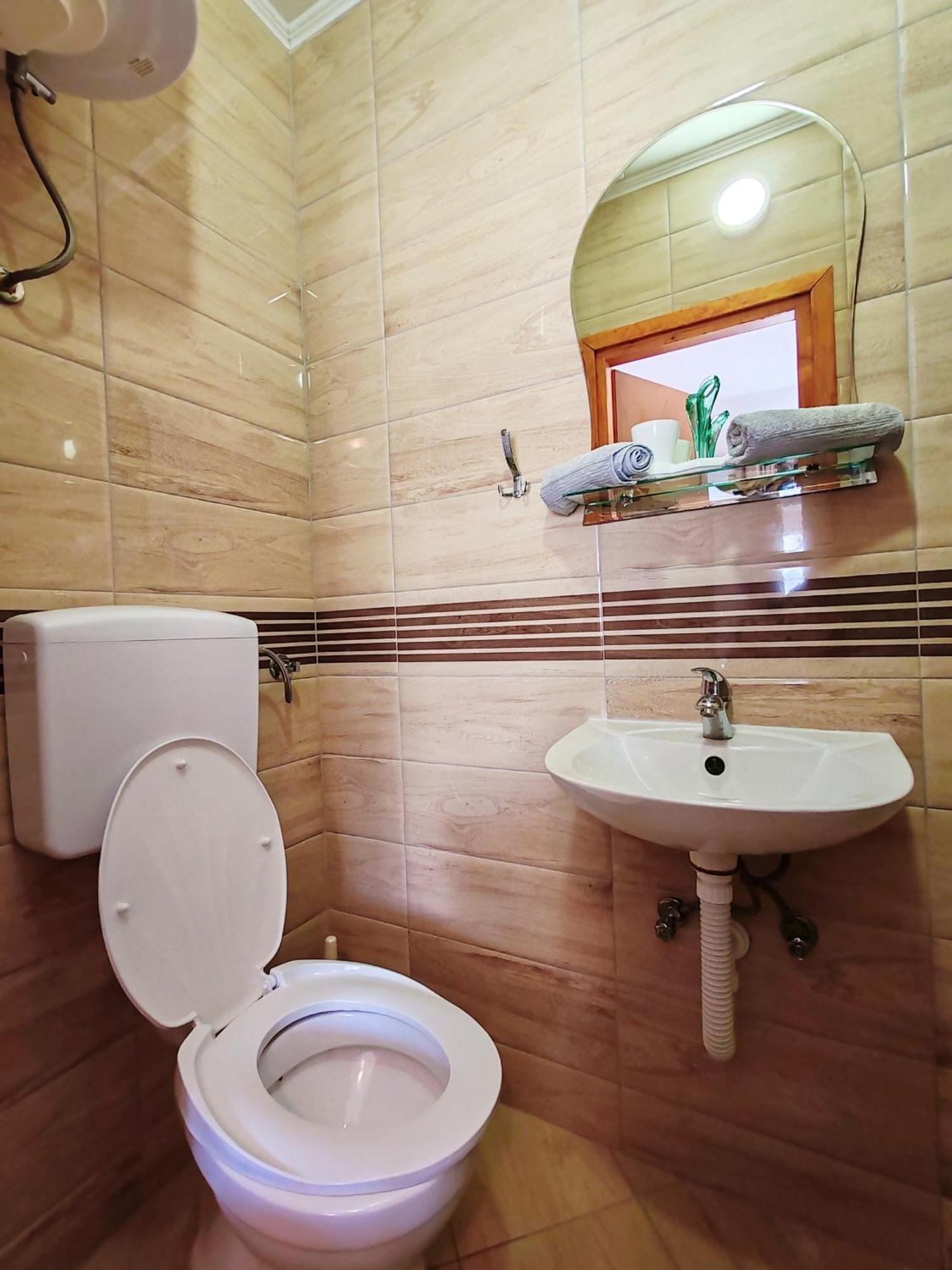 Apartment & Rooms Tempera Неум Екстериор снимка